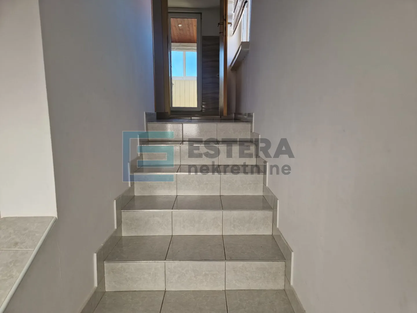 apartman 89 m2 prodaja vodice, 2. kat, 4s, parking - slika 18