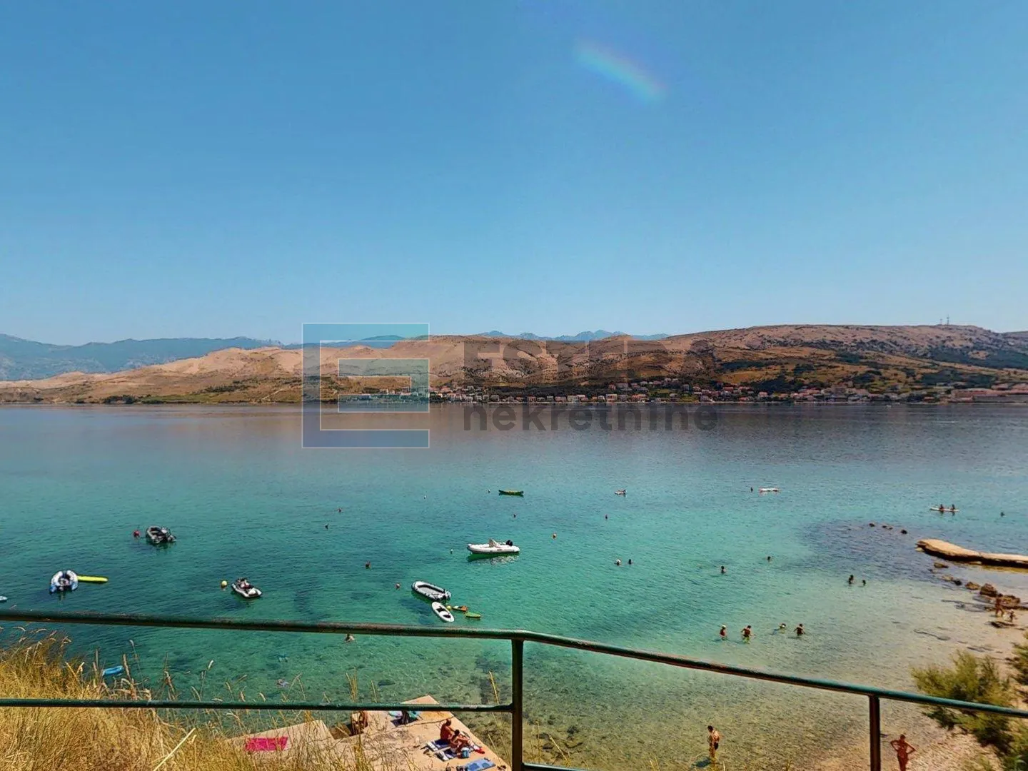 prodaja hotel 18 soba, 3*, pag, pogled na more, 10 m od mora - slika 3