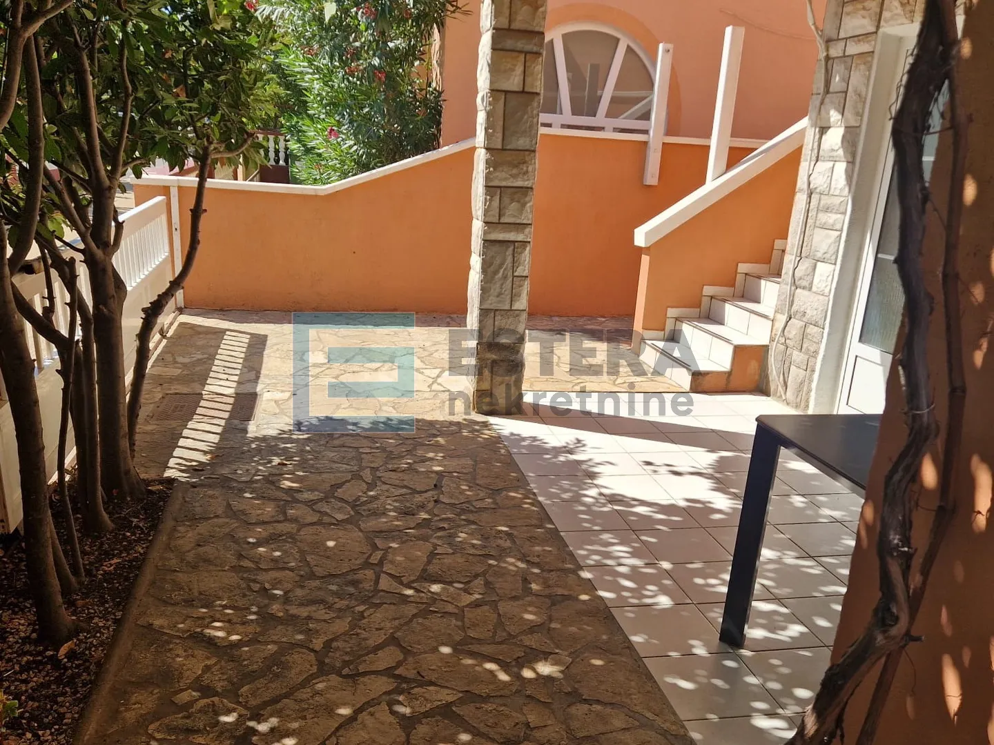 kuća prodaja vir, 4 apartmana, 148 m2, 60 m od mora - slika 14