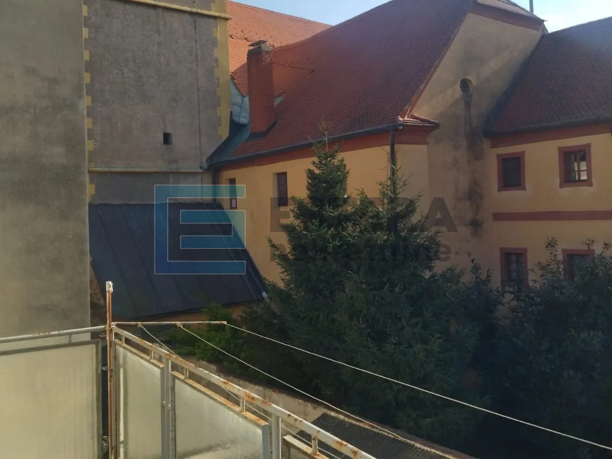 stan prodaja varaždin, 153 m2 centar, 3s, 1. kat, za adaptaciju - slika 10