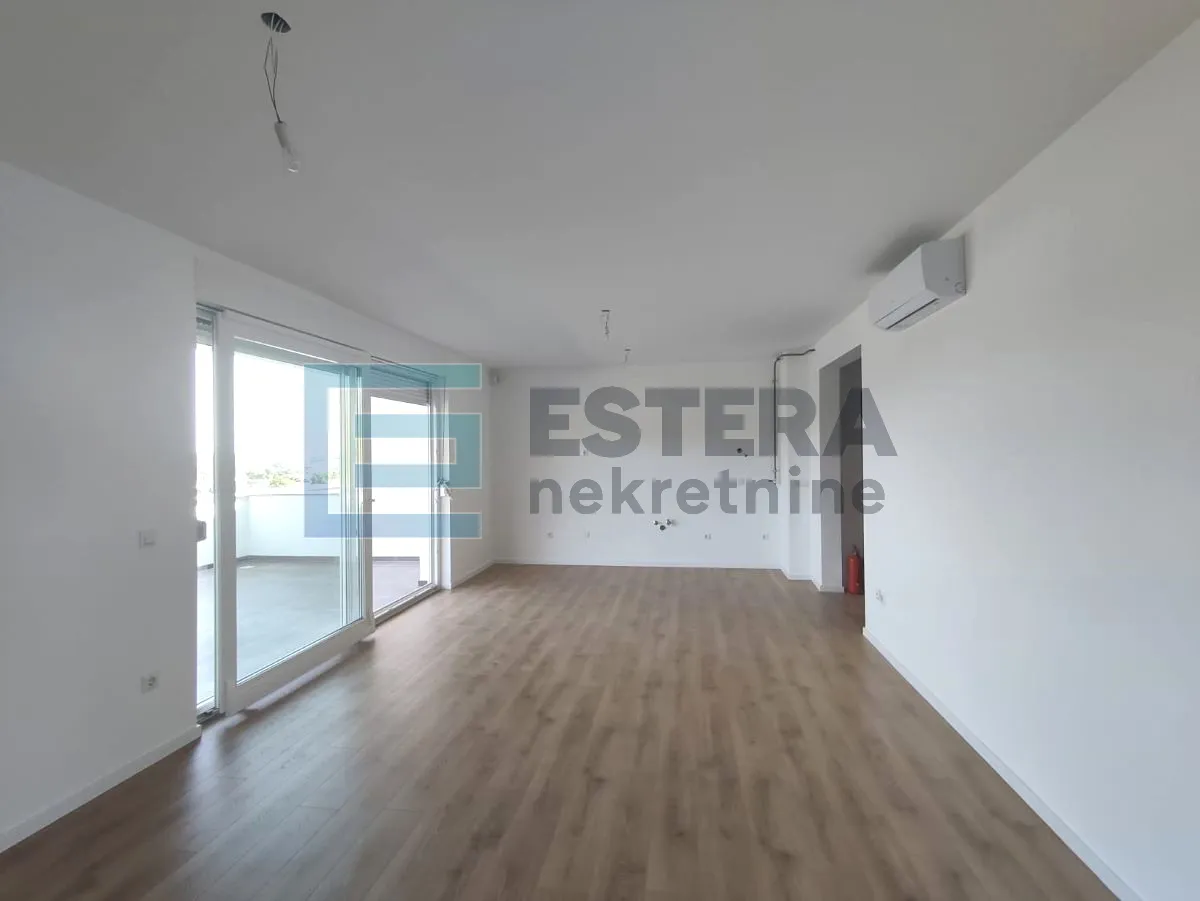 trosoban stan novogradnja (penthouse) 103,71 m2 novi marof - slika 5
