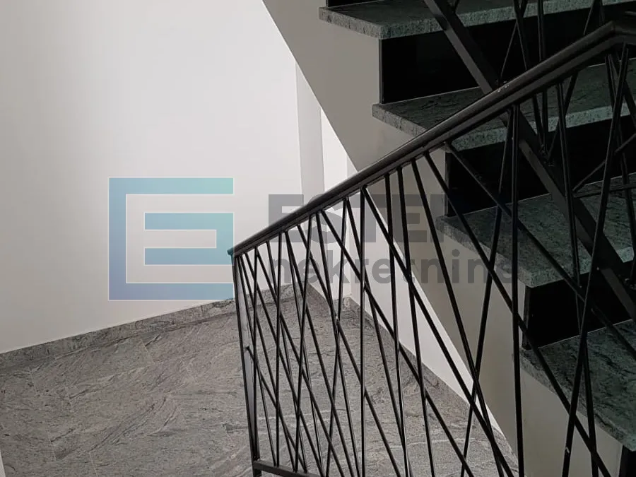 kuća 244 m2 prodaja biograd na moru, 8 apartmana, bazen - slika 18