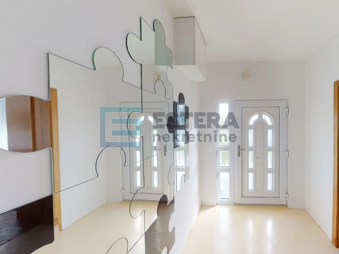 kuća prodaja križevci 220 m2 - slika 4
