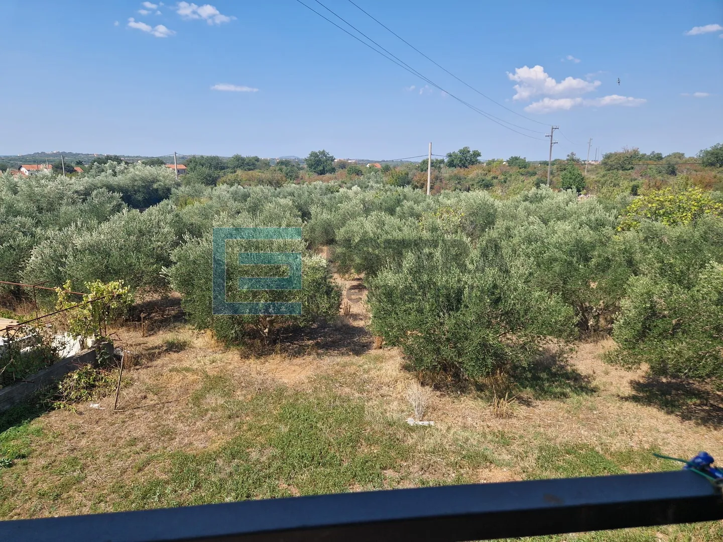 kuća prodaja polača 160 m2 na 2396 građevinske parcele - slika 13