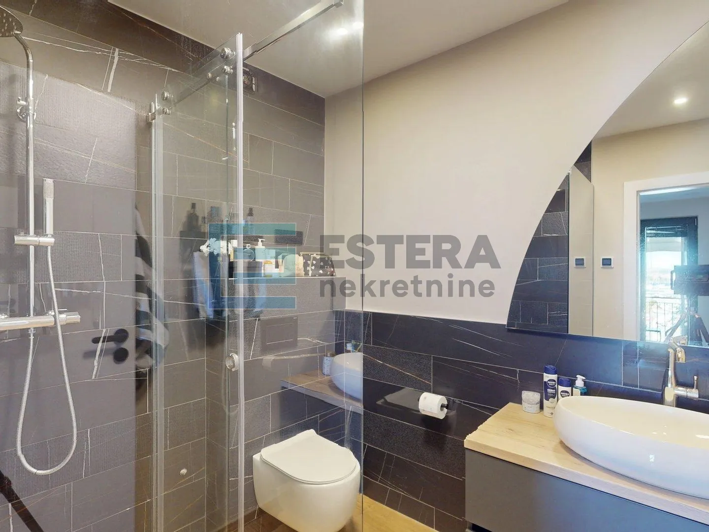 stan prodaja 1. red do mora, biograd na moru, 79 m2 - slika 14