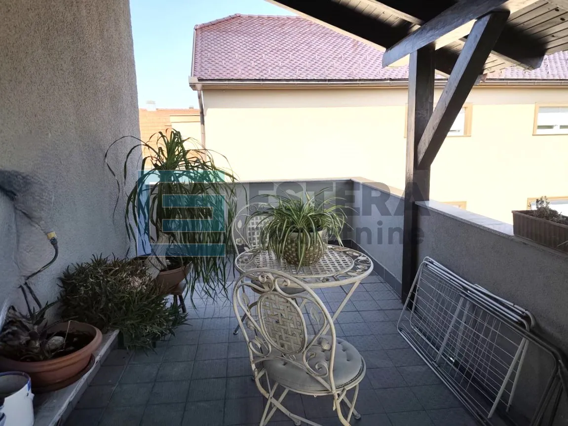 kuća katnica 340 m2 zbelava - slika 22