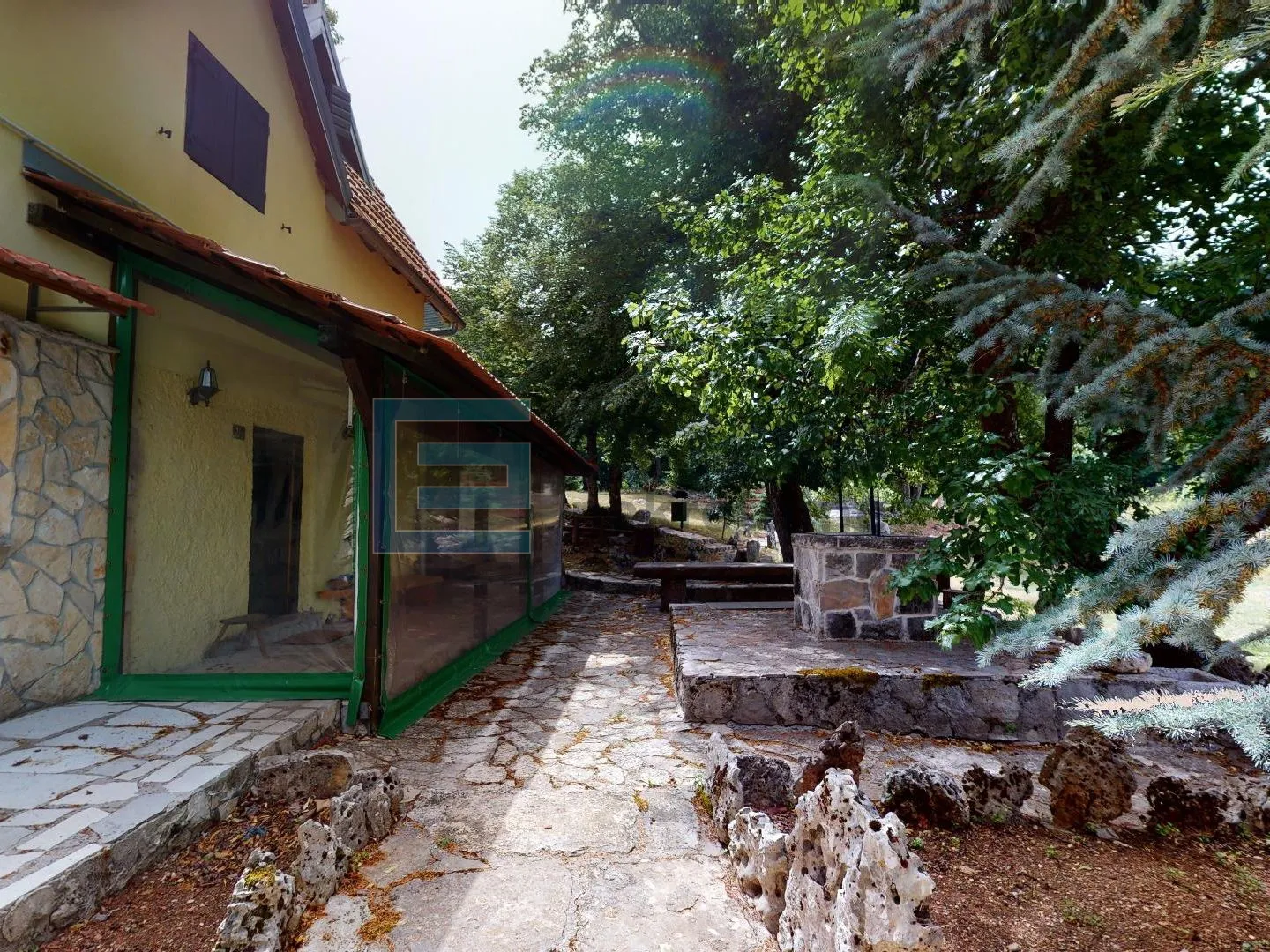 imanje u lici-udbina-ondići - slika 13
