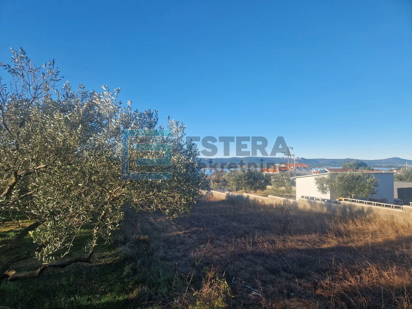 PRODAJA građevinsko zemljište 637 m2, 500 m od mora - Turanj, Sveti Filip i Jakov