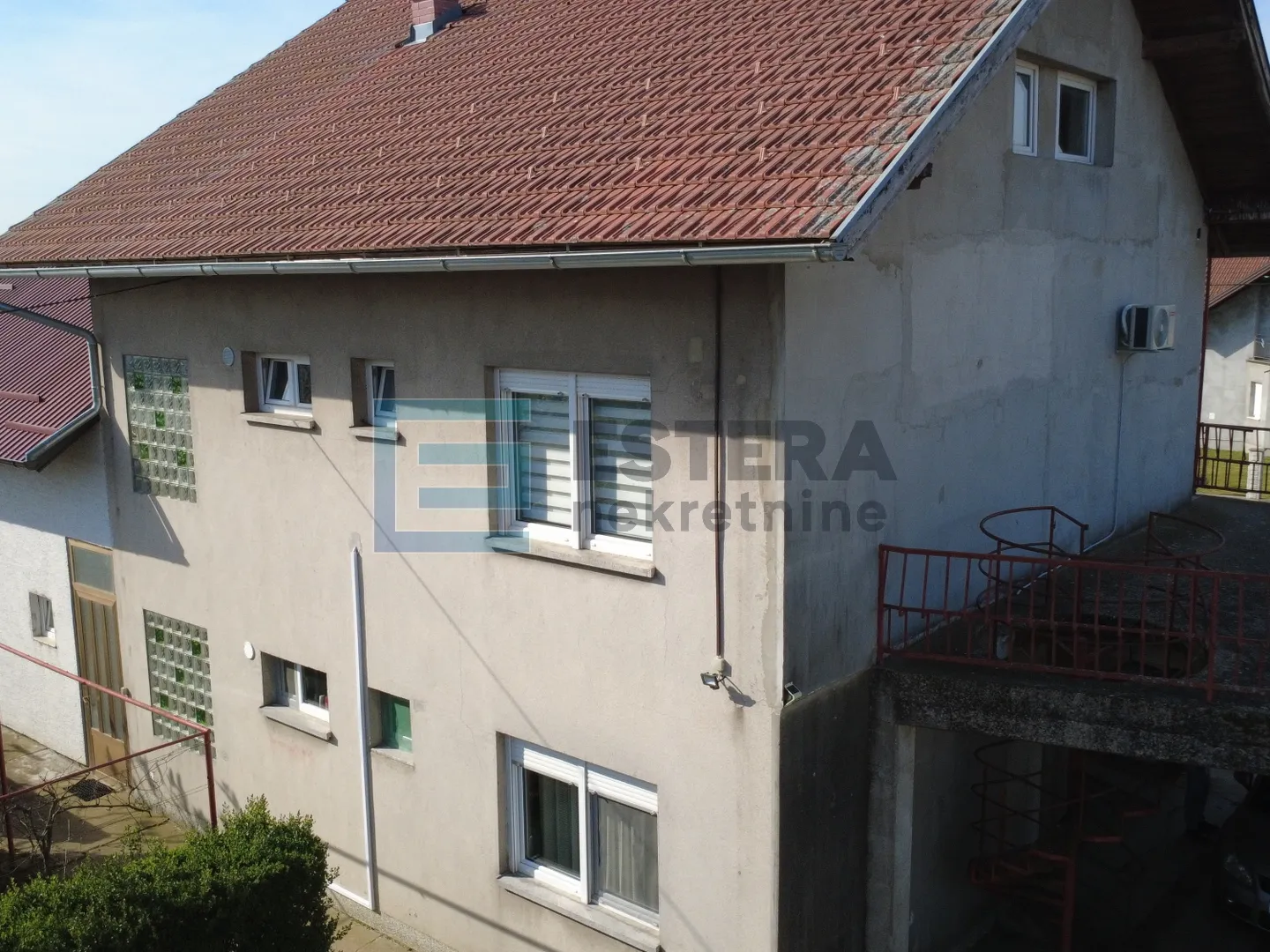 stambeno poslovna zgrade 600m2 prodaja caginec, zemljište 7430 m2 - slika 7