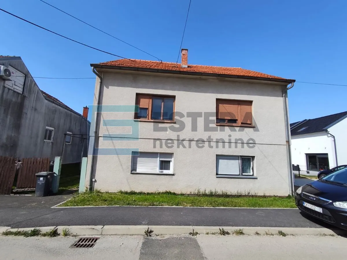 Kuća obiteljska PRODAJA, Strahoninec, 170 m2 na parceli od 2567 m2 - Savska Ves, Čakovec