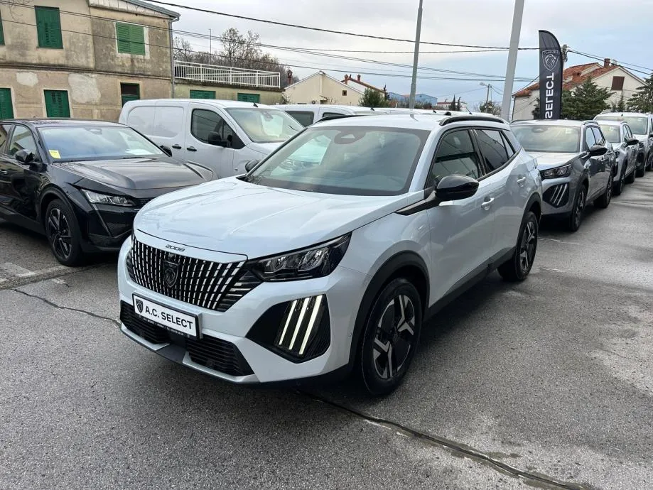 Peugeot 2008 Allure PureTech 100 - Rijeka