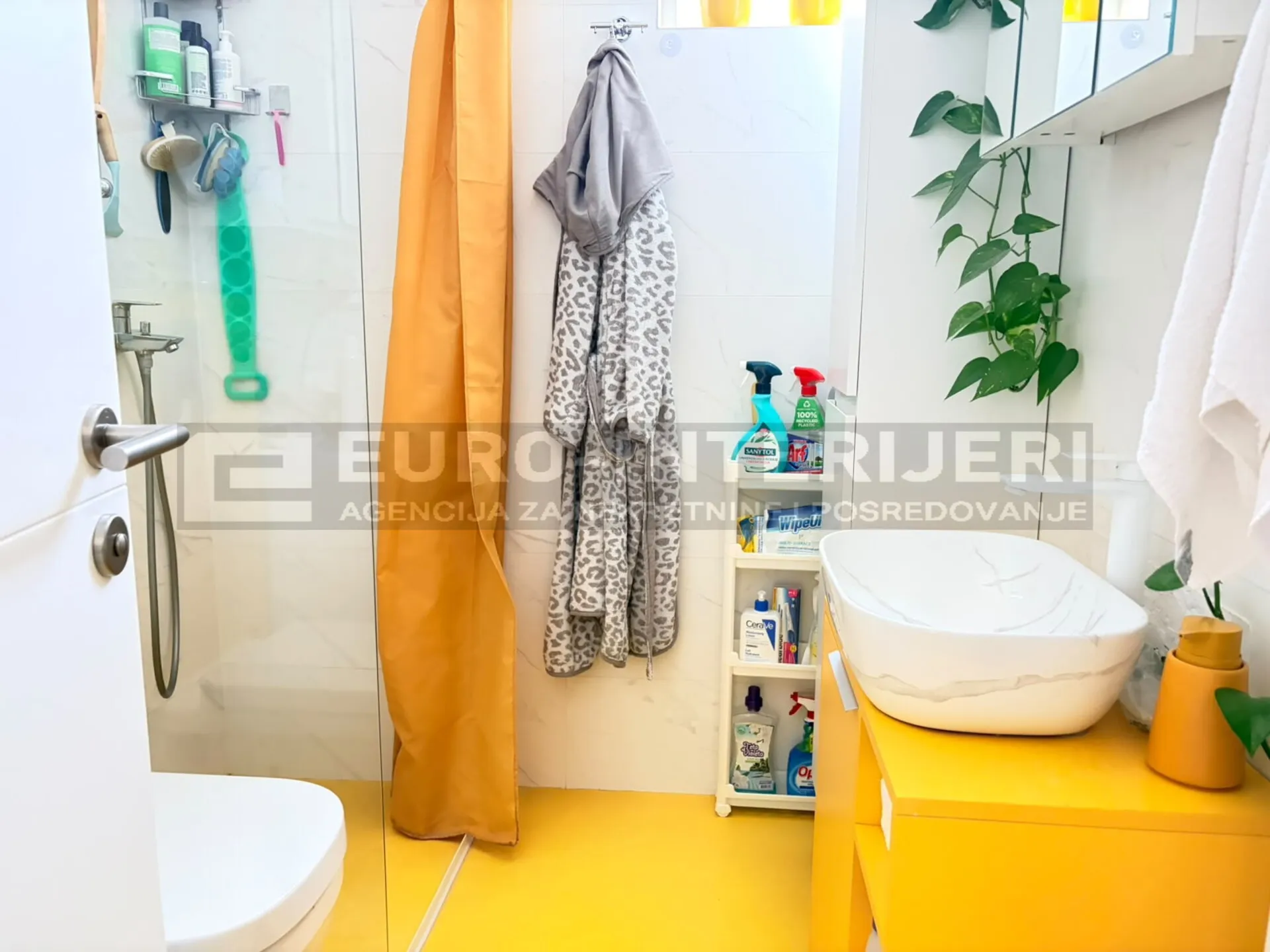 zagreb podsused samoborska cesta dvosoban stan nkp 55,36 m2 parking - slika 13