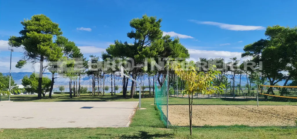 građevinsko zemljište sabunike, neposredno uz more pov. 1.091 m² - slika 3