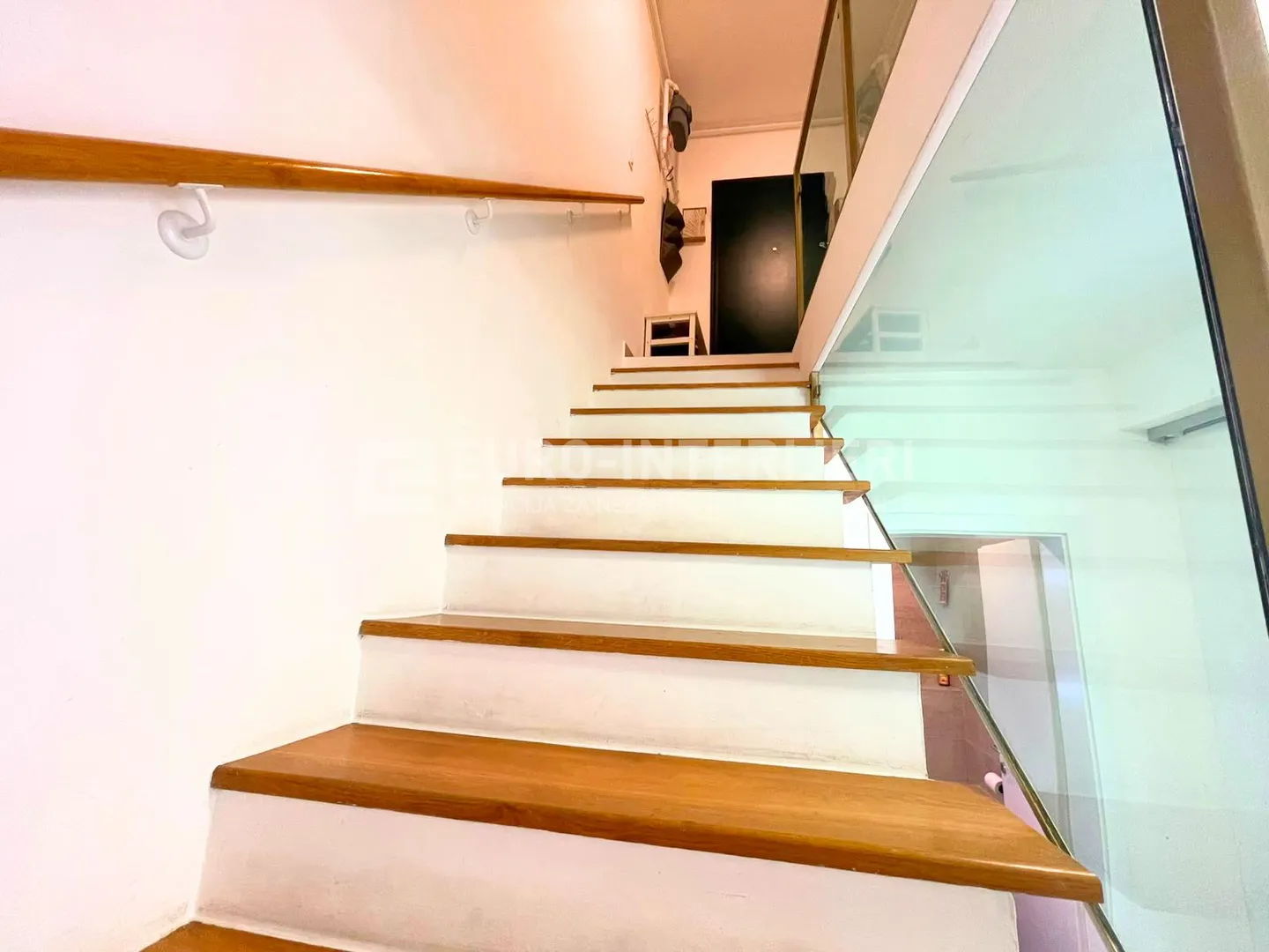 zagreb, borčec, dvoetažan četverosoban stan 116 m2 s privatnim vrtom 390 m2 + 2 pm - slika 20
