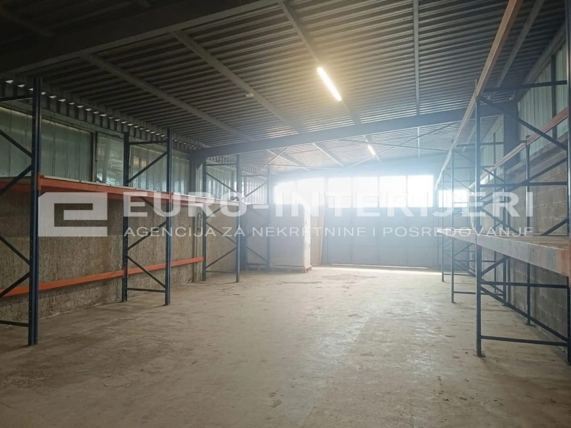 zakup skladišta/hale s regalima veće nosivosti, bez provizije! - slika 2