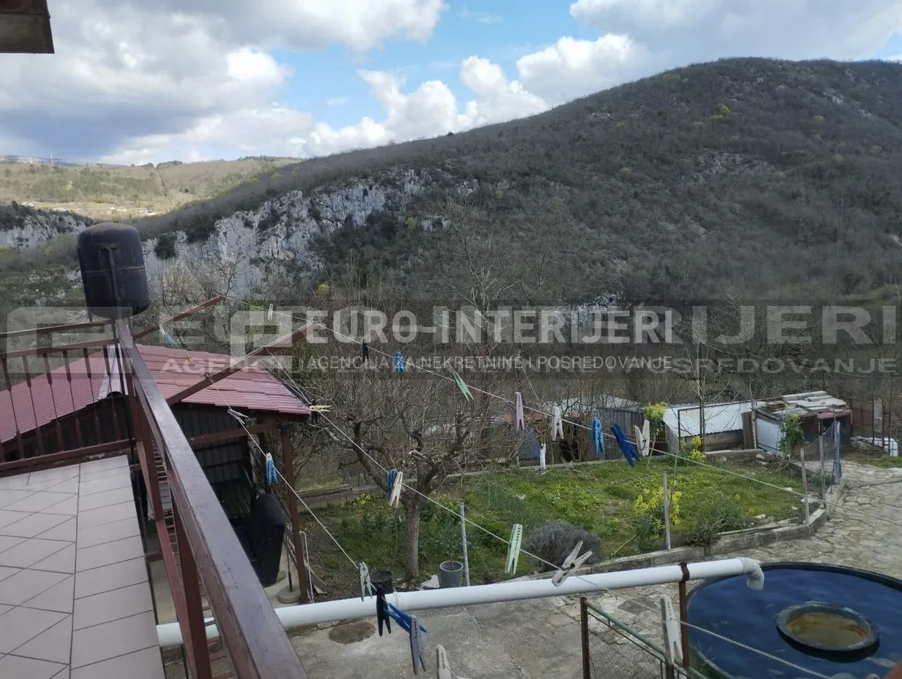 prodajemo kuću u istri - okolica buzeta s dvorištem i voćnjakom - slika 17