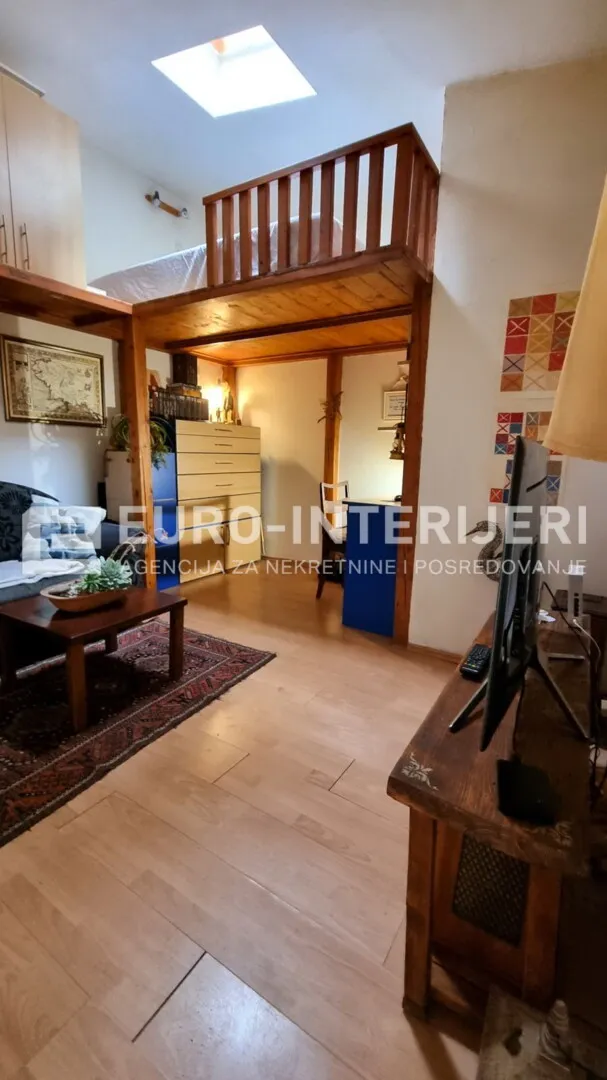 zagreb, centar, gundulićeva ul., dva stambena objekta ukupno 58 m² prodaja - slika 11