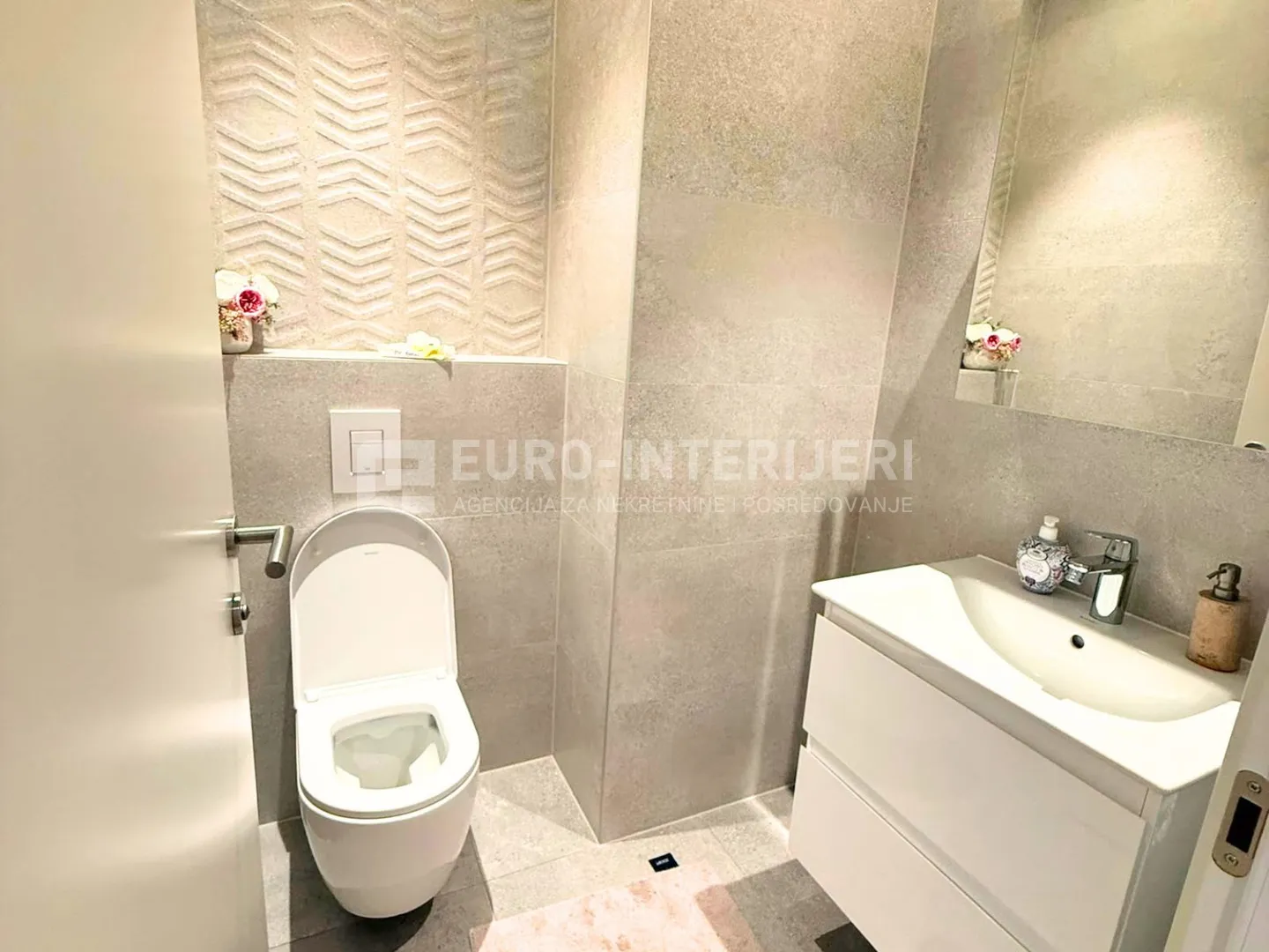 zagreb, darwinova, vmd, luksuzan peterosoban stan 144 m² + 2gpm - slika 13