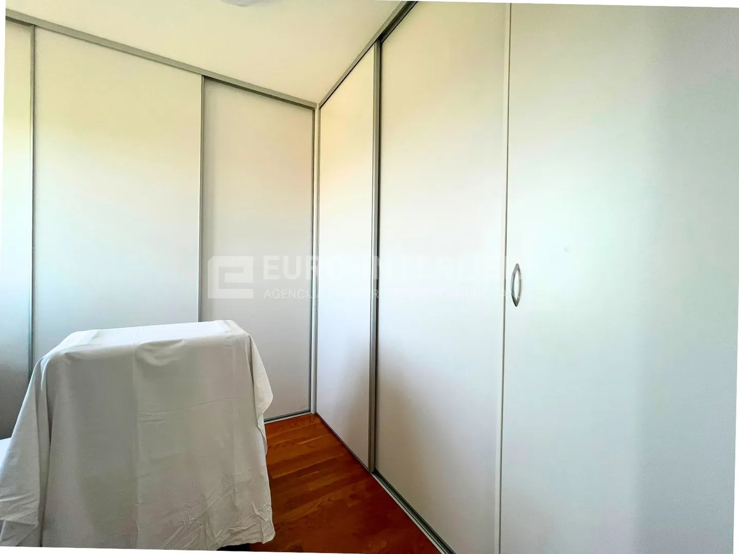 zagreb, borčec, dvoetažan četverosoban stan 116 m2 s privatnim vrtom 390 m2 + 2 pm - slika 32