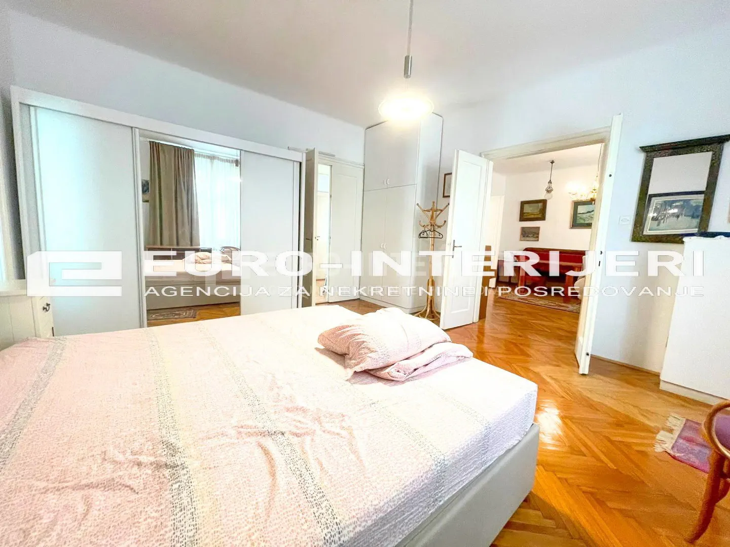 zagreb centar medulićeva ul. trosoban stan 94 m² + gm - slika 7