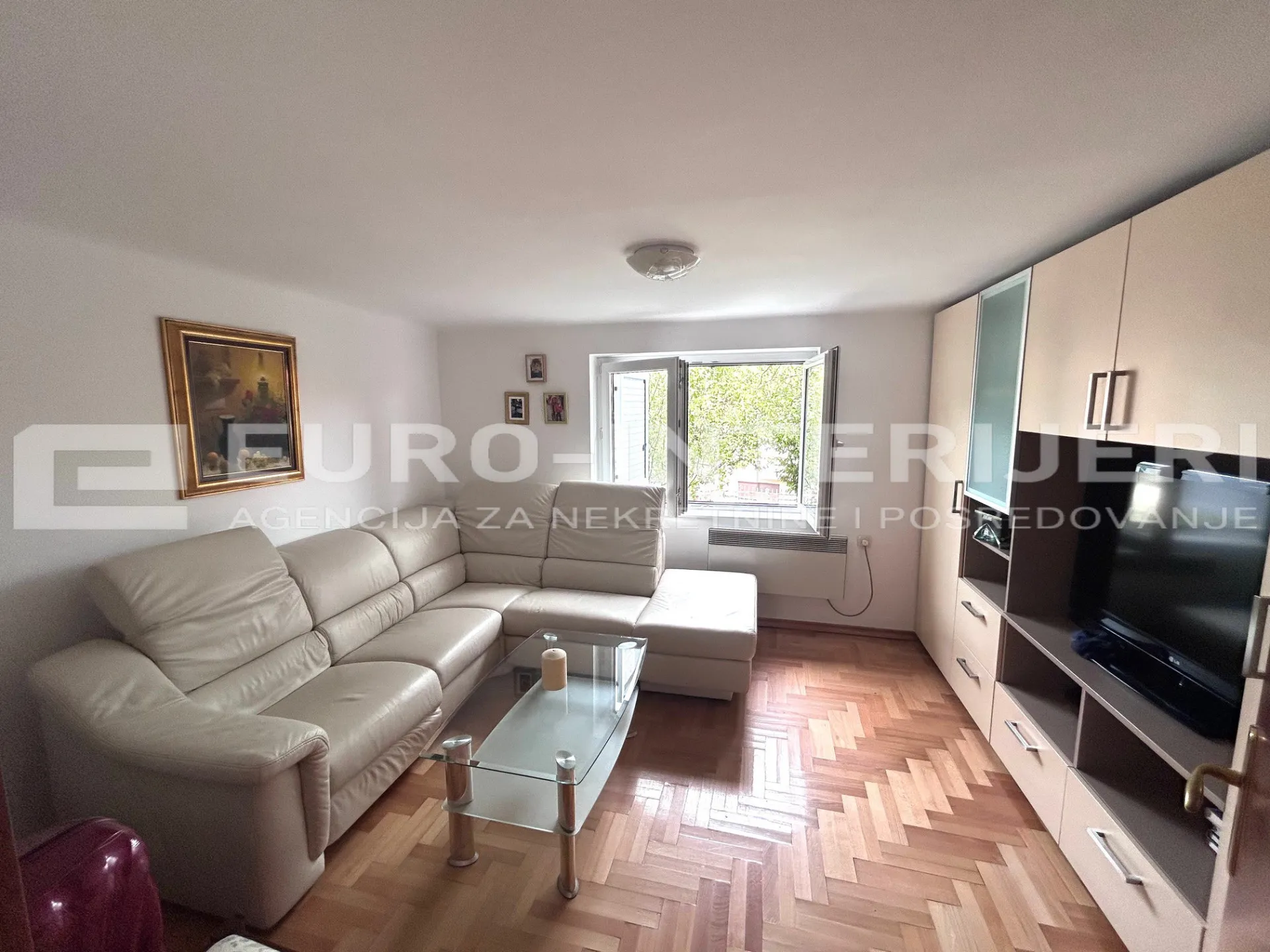 Iznajmljujemo namješten stan 80 m², Gajnice, BEZ PROVIZIJE - Zagreb