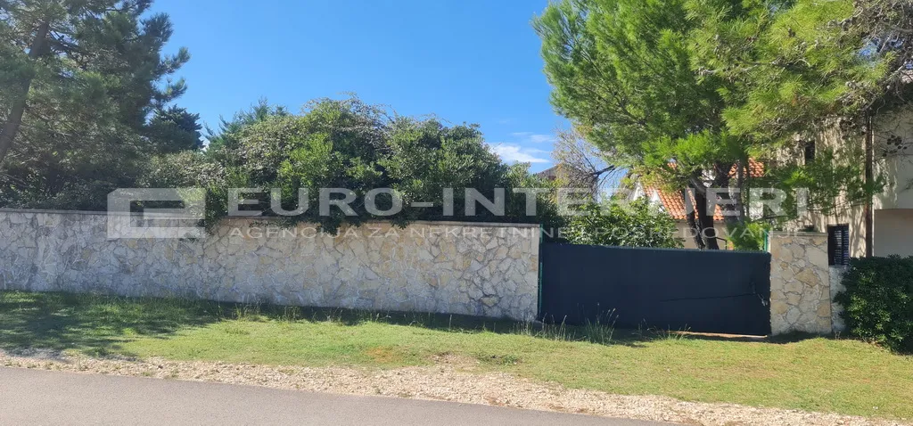 građevinsko zemljište sabunike, neposredno uz more pov. 1.091 m2 - slika 2