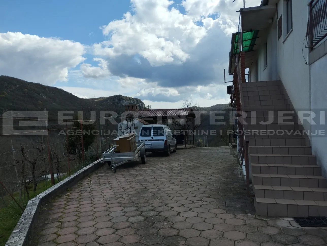 prodajemo kuću u istri - okolica buzeta - slika 9