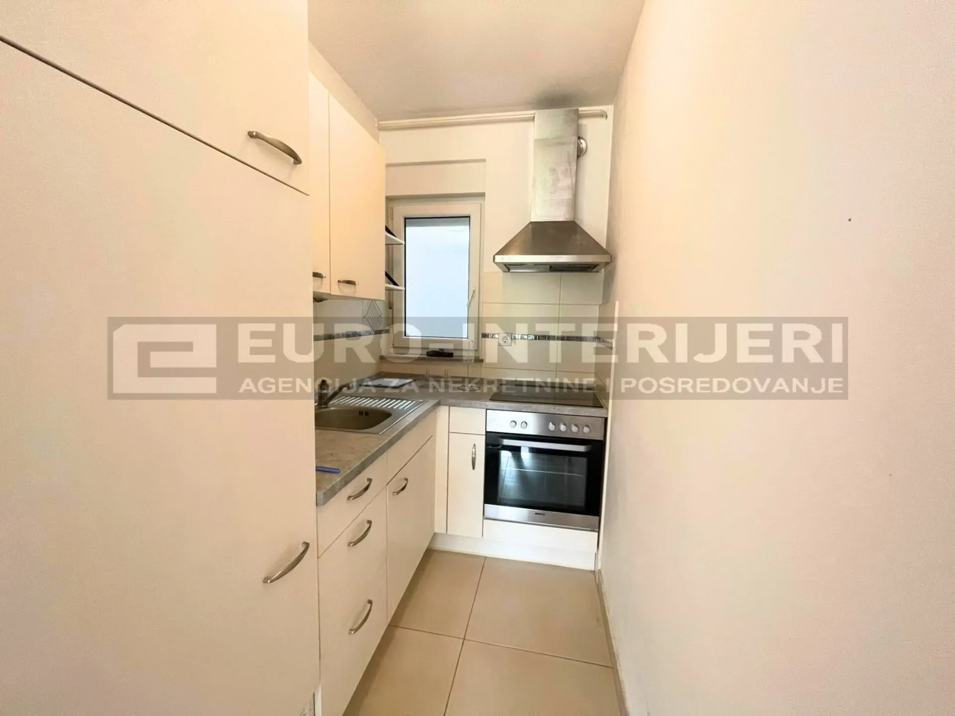 zagreb jarun vogrinec ul. dvosoban stan 47,52 m² + pm - slika 5