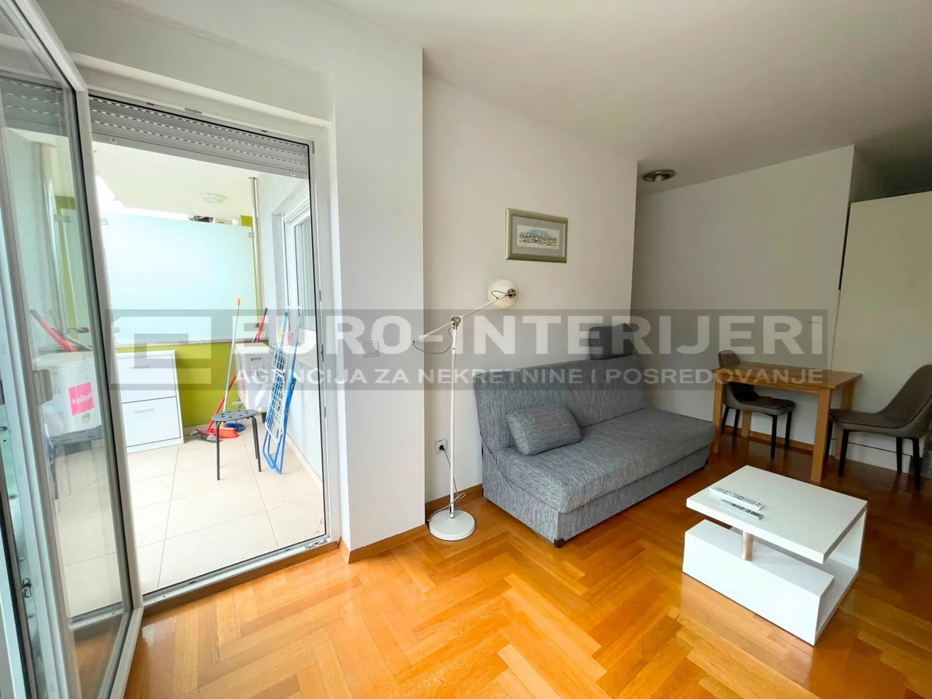 zagreb jarun vogrinec ul. dvosoban stan 47,52 m² + pm - slika 3