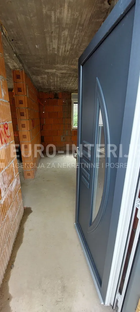zagreb, gornji bukovac, salopekova ul., zgrada s dva stana 125 m2 roh bau - slika 4