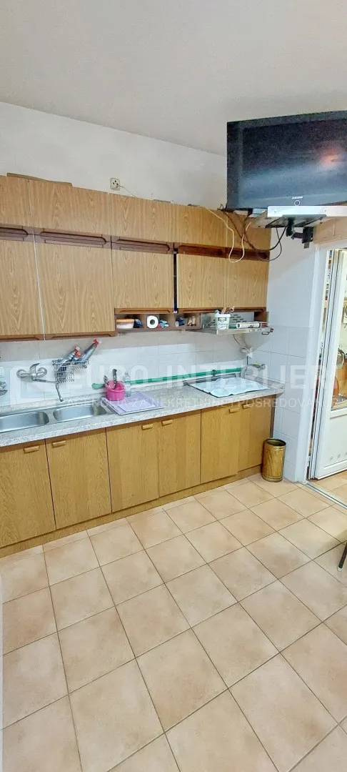 kuća bizek 380 m² - bez provizije! - slika 17