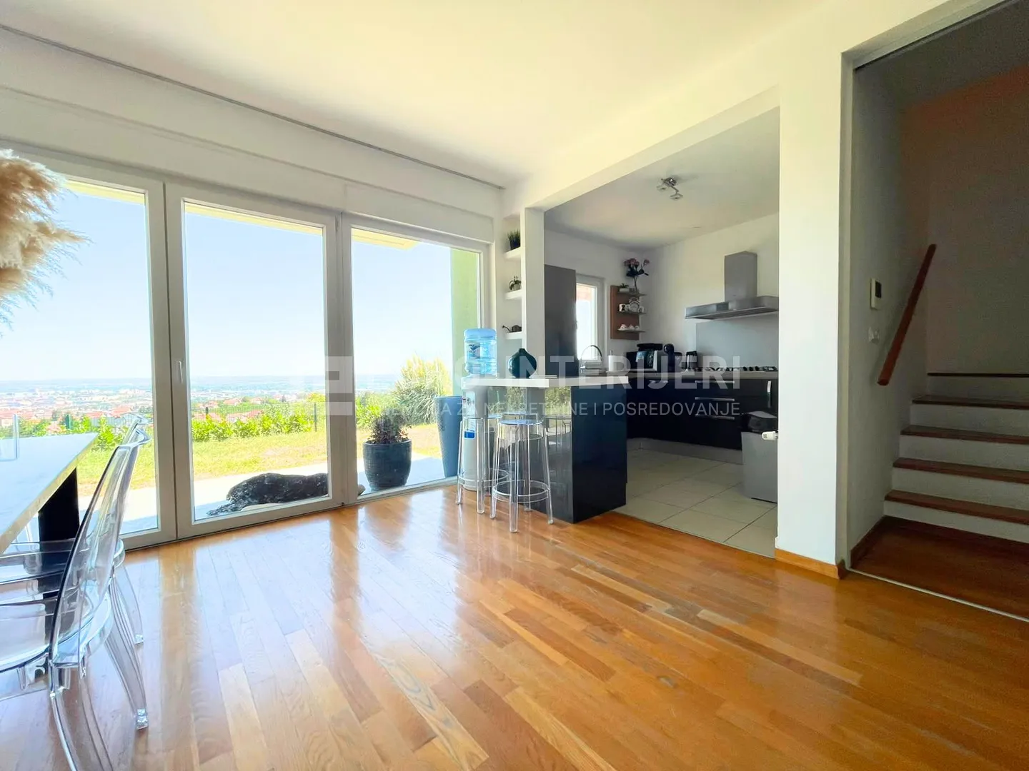 zagreb, borčec, dvoetažan četverosoban stan 116 m2 s privatnim vrtom 390 m2 + 2 pm - slika 9