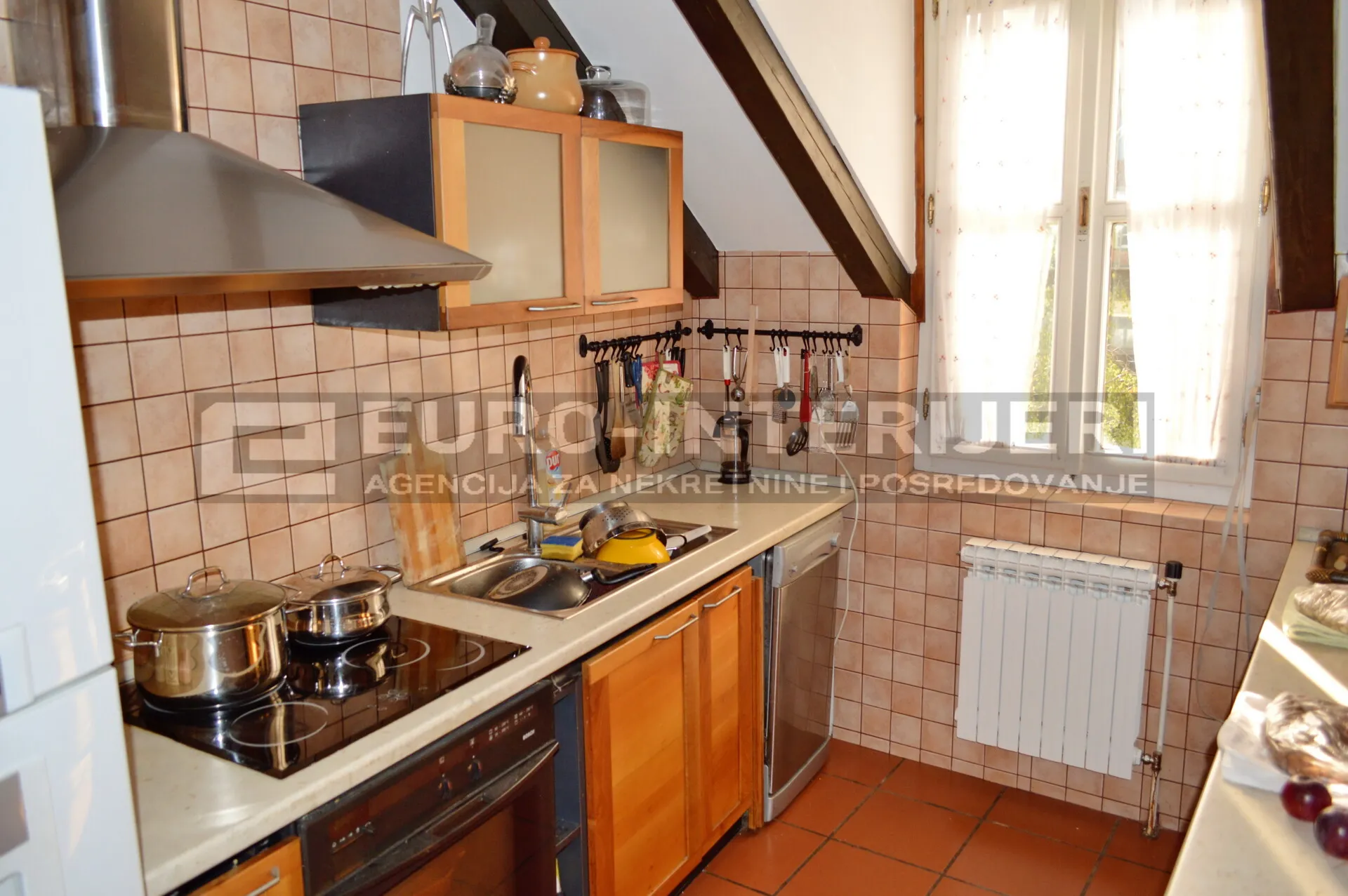 stan: zagreb - lašćina, četverosoban 107 m², 2. kat - bez provizije! - slika 3