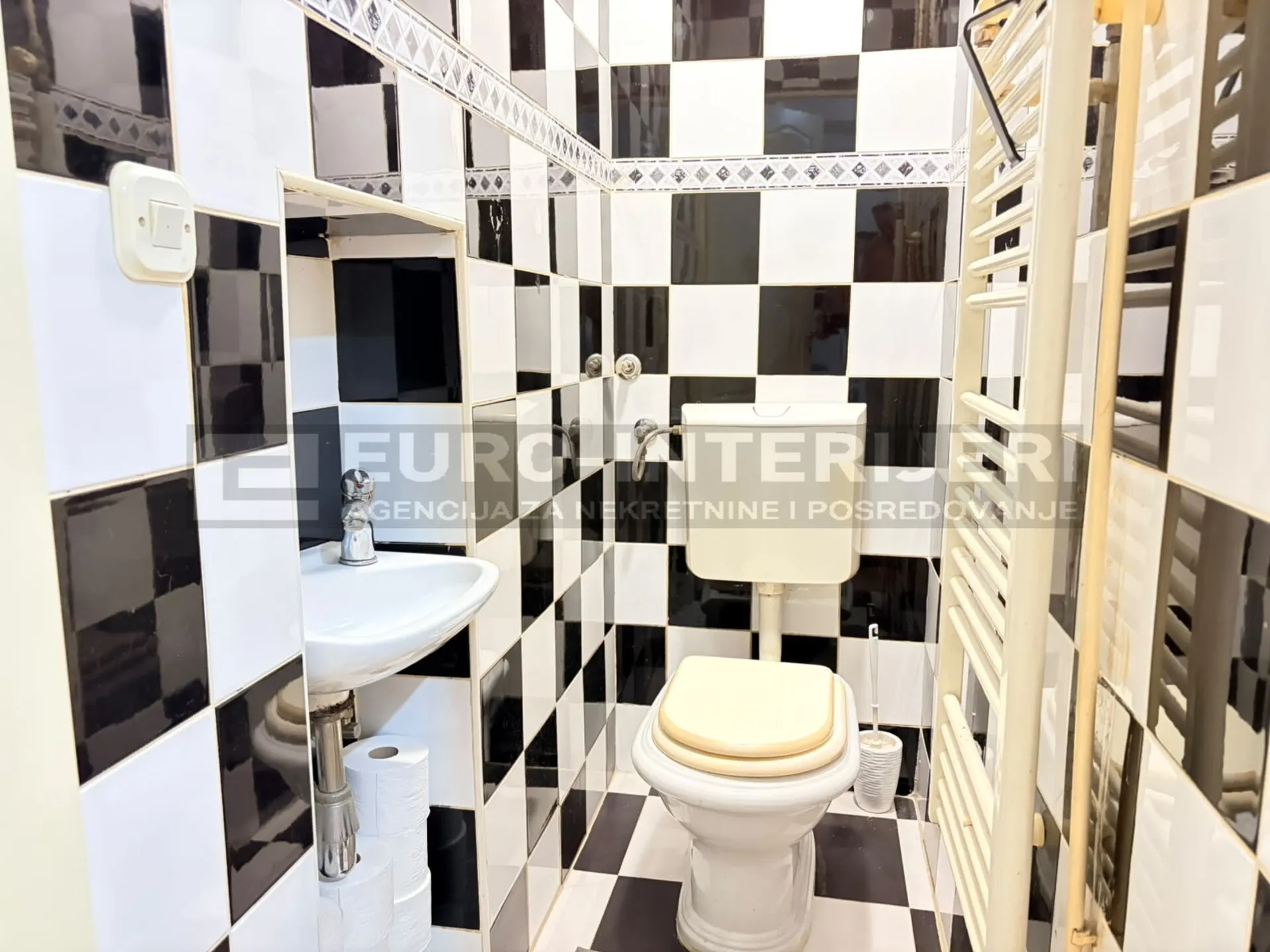zagreb brozova ul. trosoban stan ukupne površine 78 m2 + pm - slika 18