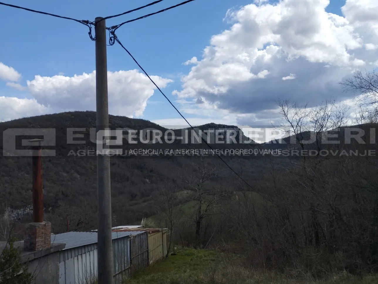 prodajemo kuću u istri - okolica buzeta s dvorištem i voćnjakom - slika 18