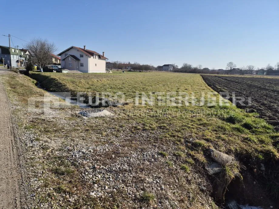 građevinsko zemljište brezovica - strmec 1.956 m², bez provizije! - slika 3