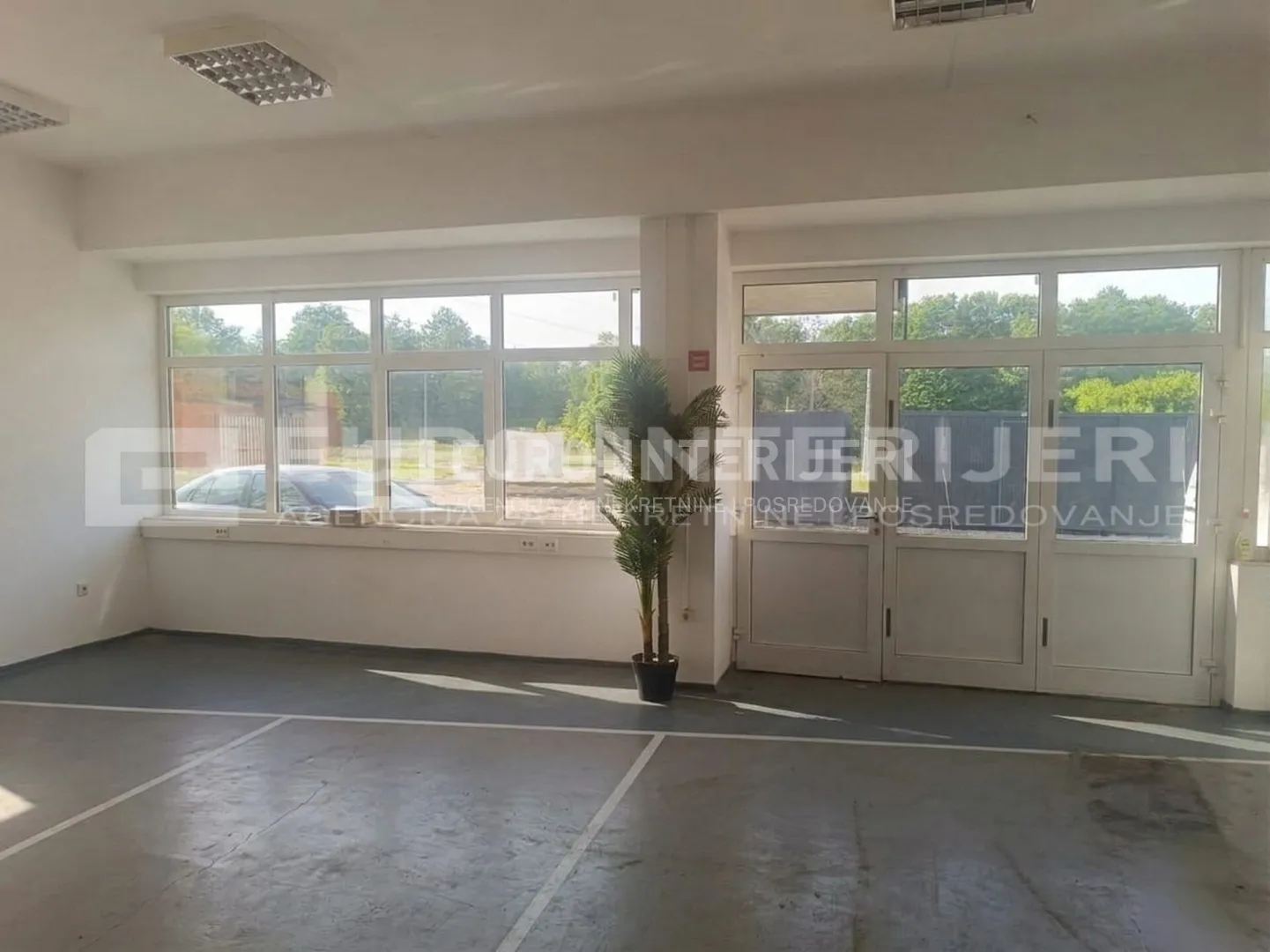 poslovni prostor: mala gorica, izložbeno-prodajni salon 65,82 m² - slika 3