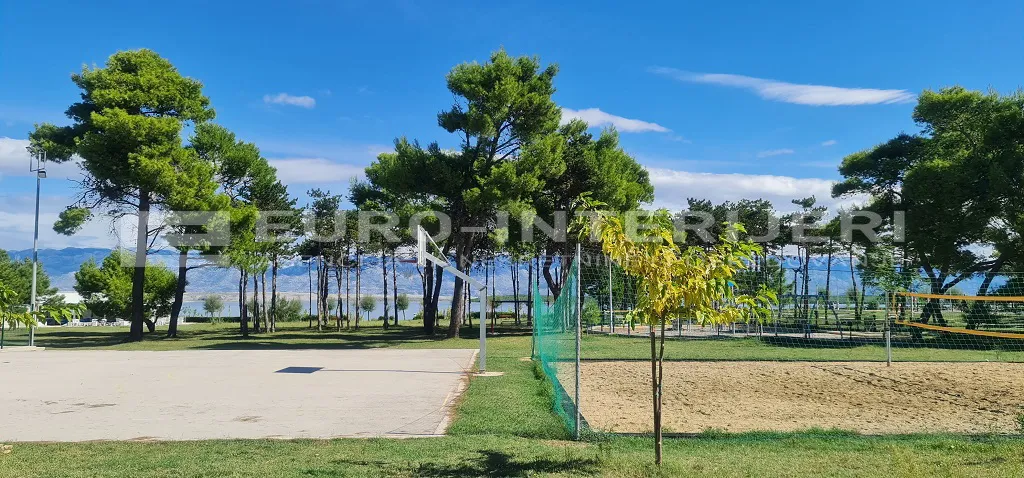 građevinsko zemljište sabunike, neposredno uz more pov. 1.091 m2 - slika 3