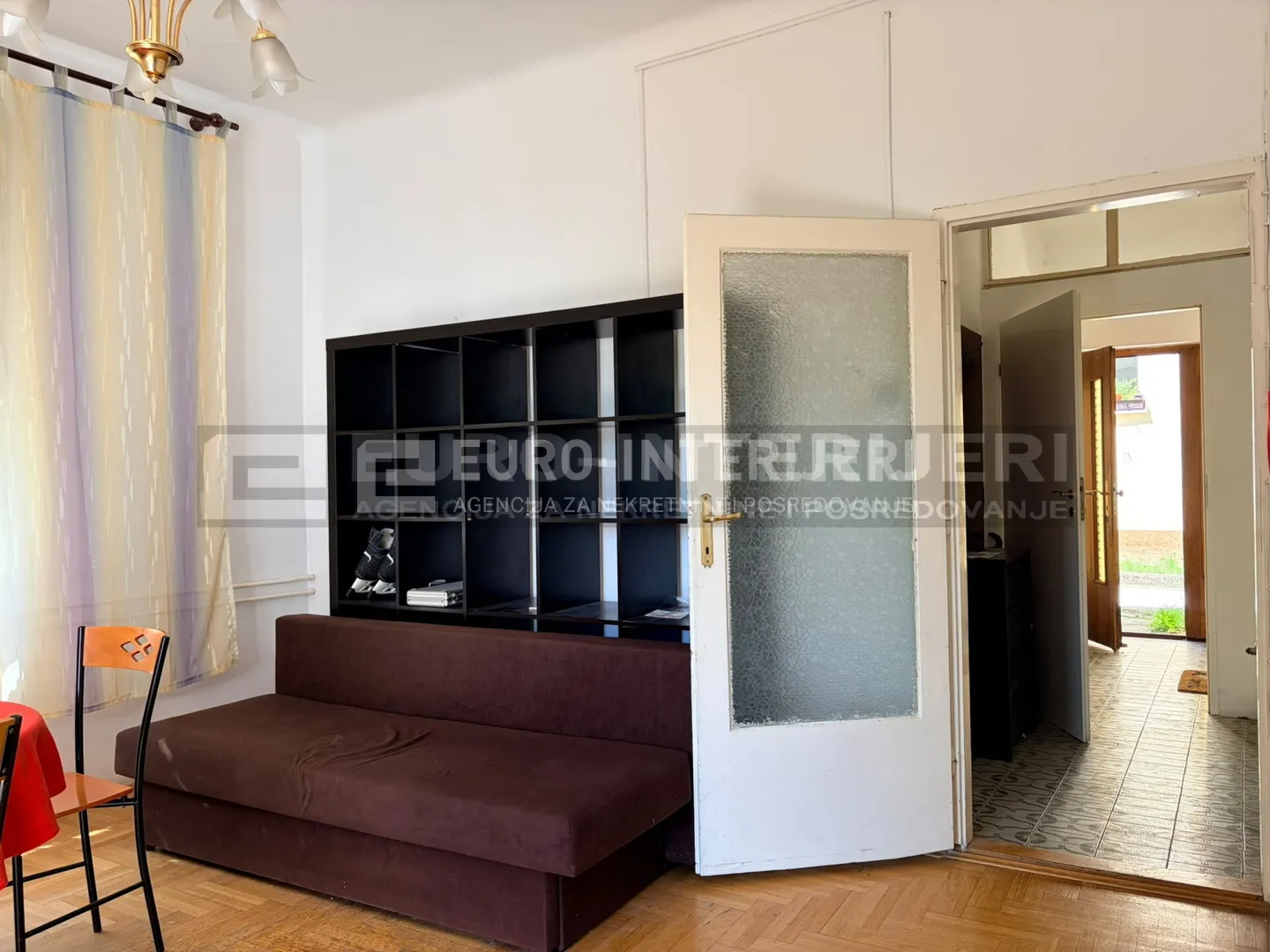 zagreb, pantovčak, dvosoban stan, 60 m² + balkon - slika 6
