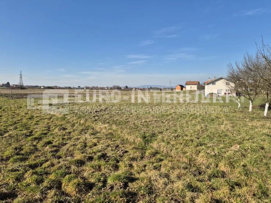 građevinsko zemljište brezovica - strmec 1.011 m², bez provizije! - slika 2