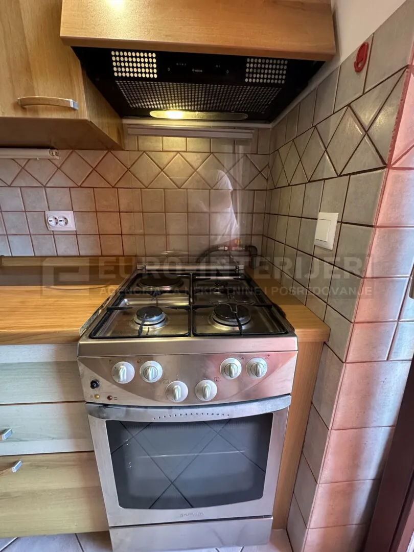 trnje, najam - trosoban stan 75 m². bez provizije! - slika 4