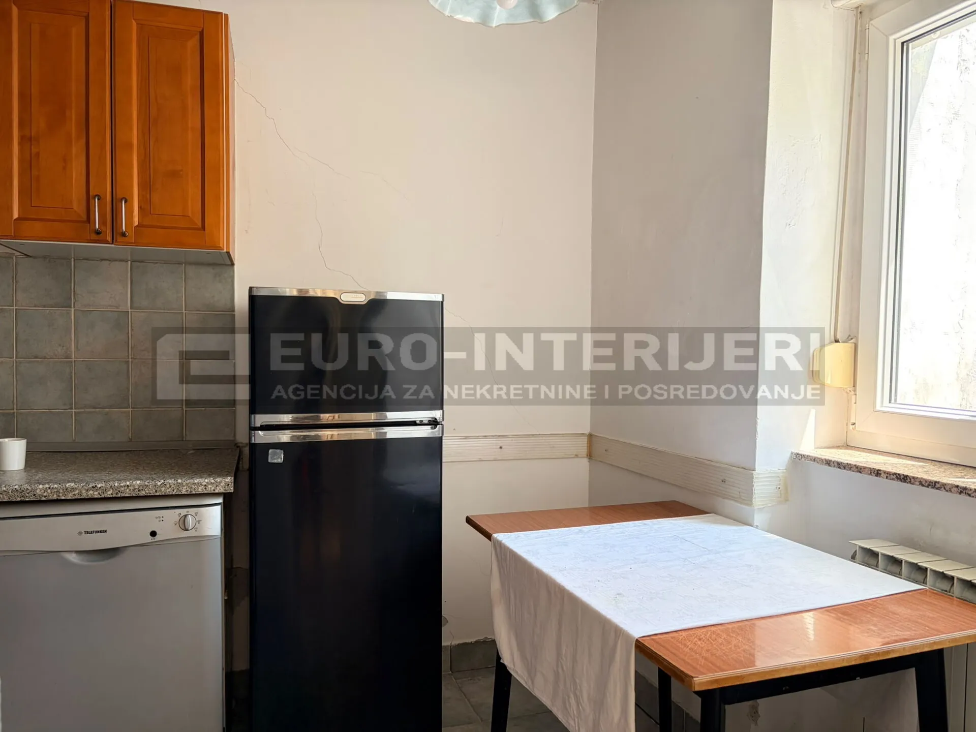 zagreb, pantovčak, dvosoban stan, 60 m² + balkon - slika 8