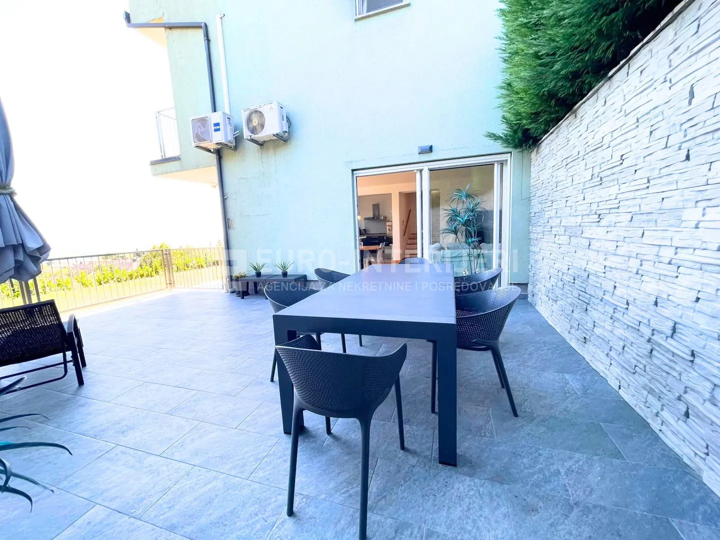 zagreb, borčec, dvoetažan četverosoban stan 116 m2 s privatnim vrtom 390 m2 + 2 pm - slika 18