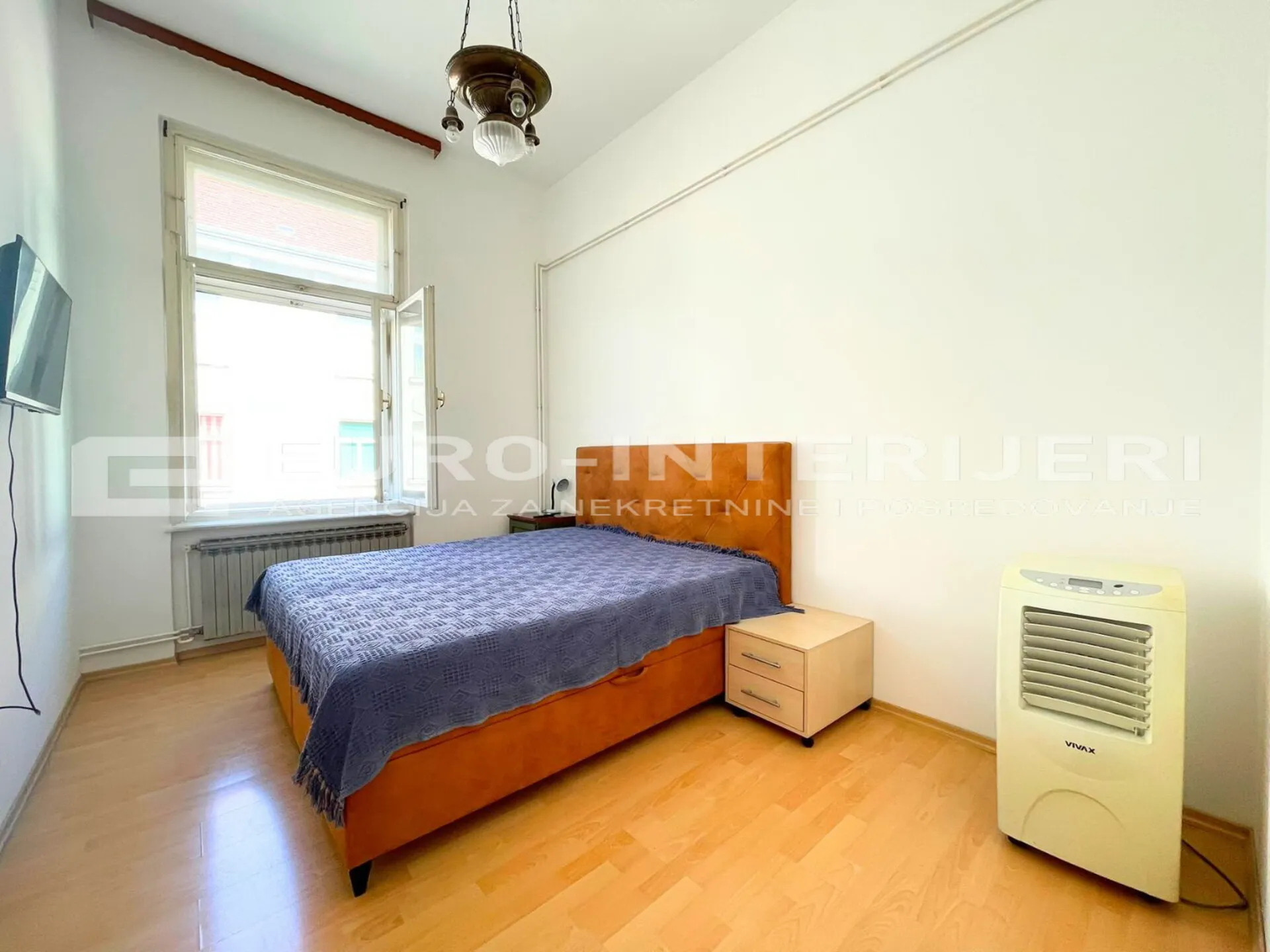 zagreb centar palmotićeva ul. četverosoban stan 100 m² balkon najam - slika 14