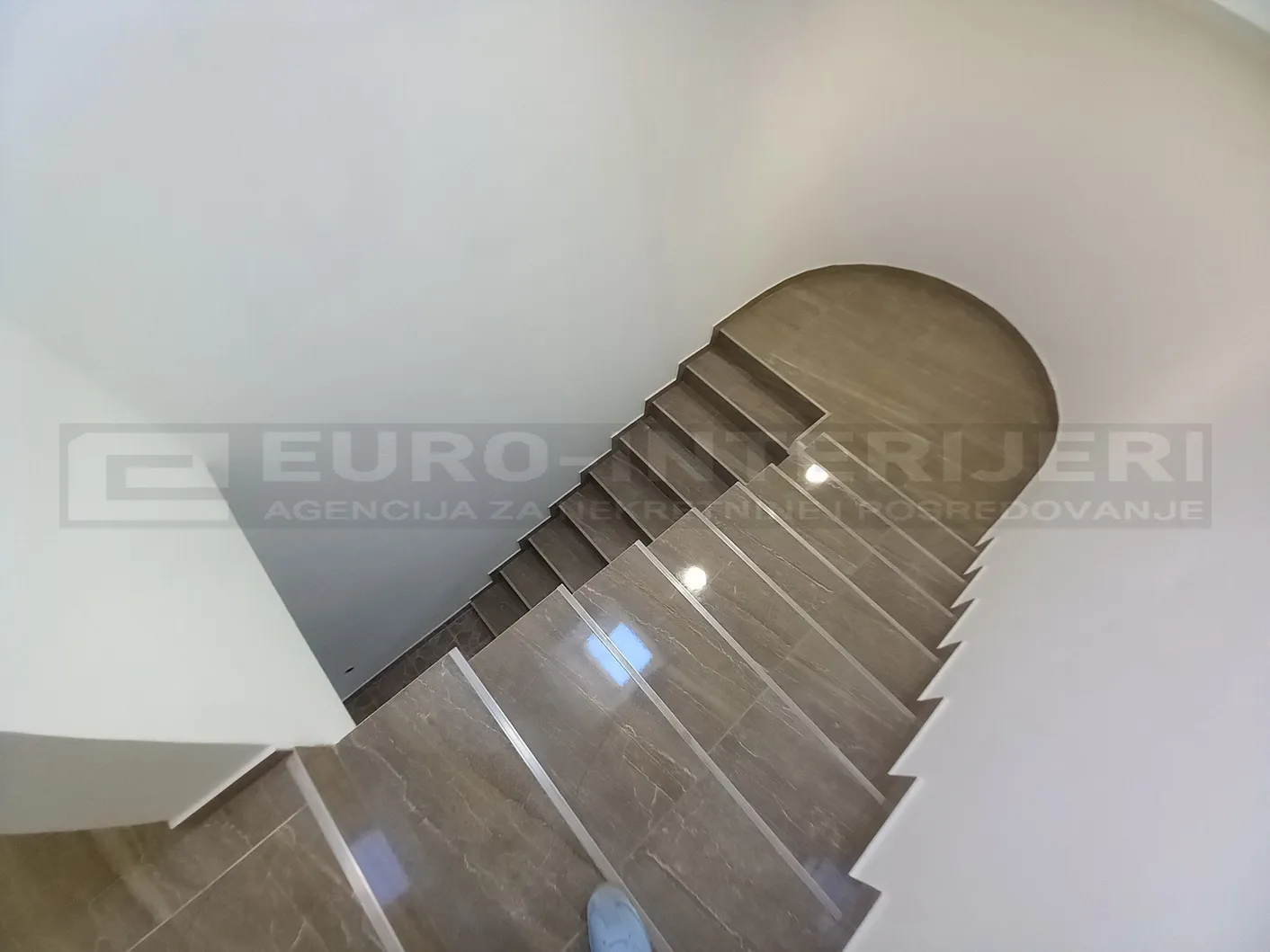 stan: požega, četverosoban, renoviran 83 m² - slika 11