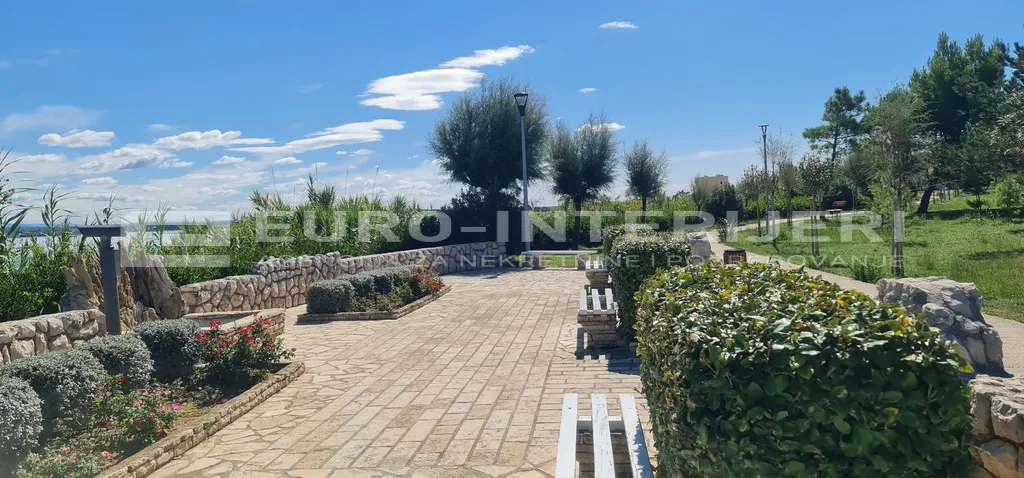 građevinsko zemljište sabunike, neposredno uz more pov. 1.091 m2 - slika 5
