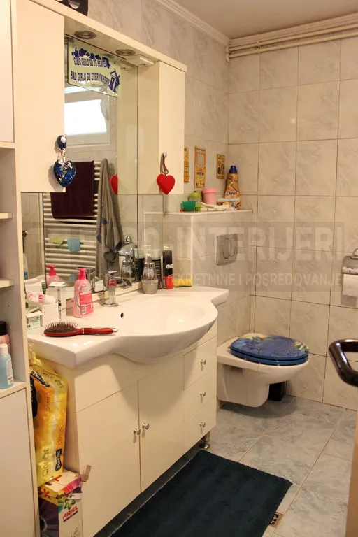 kuća zagreb, g. vrapče, 298 m², 2 etaže kao 2 stana, 3 et. nedovršena - slika 15