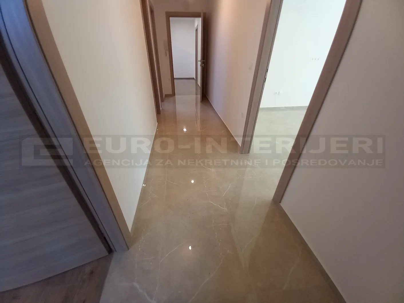 stan: požega, četverosoban, renoviran 83 m² - slika 3