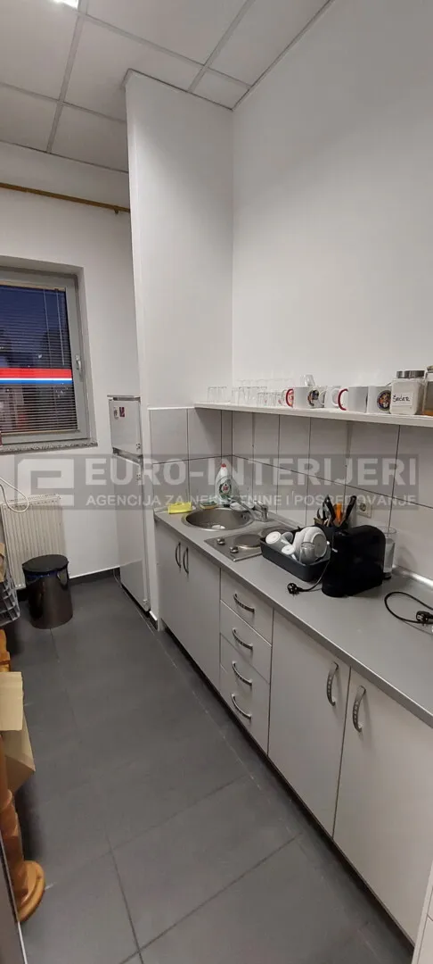 poslovni prostor za zakup, samoborska cesta. bez provizije! - slika 8