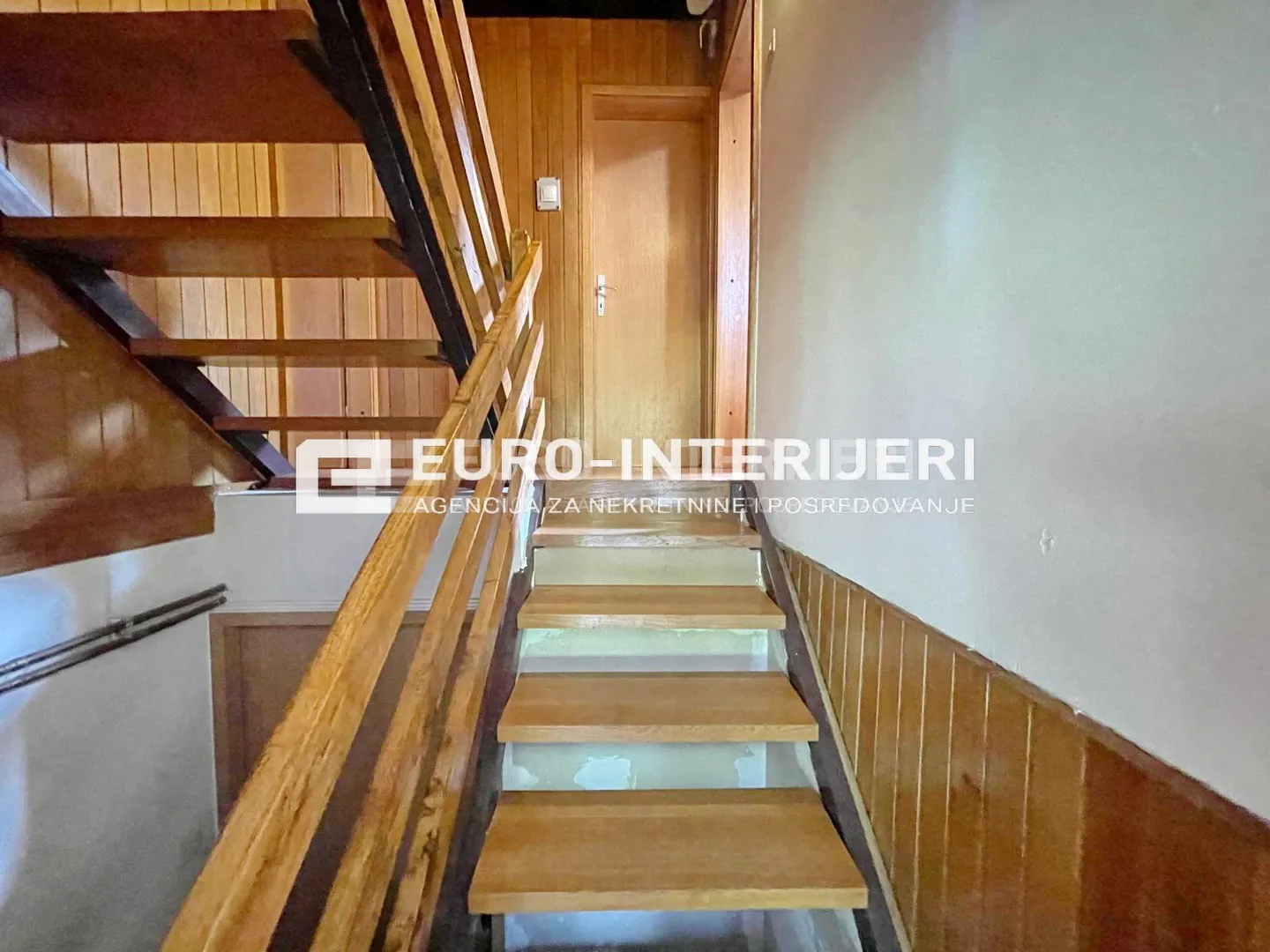 samobor, anindol – obiteljska kuća 180 m² na parceli od 523 m² - slika 15